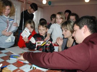 Волонтеры Десанта добрых дел отдали выигранные деньги на лечение ребенка