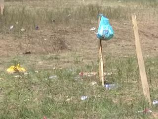 На месте реконструкции боя за освобождение Луганска остались горы мусора видео