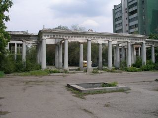 Луганчане благоустроят парк имени Горького