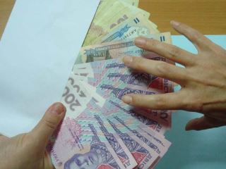 В Луганске на взятке поймали коменданта общежития