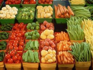 Украинцам рассказали где по дешевке скупиться перед Пасхой