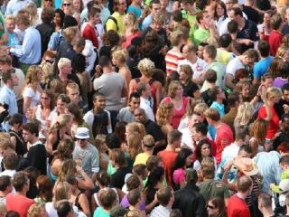 Луганск продолжает терять жителей