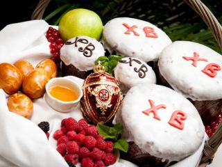 Сергей Кравченко поздравляет луганчан с Пасхой