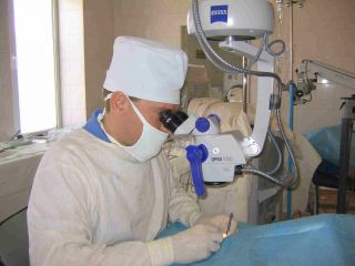 Офтальмолог из Луганска заинтересовал американцев