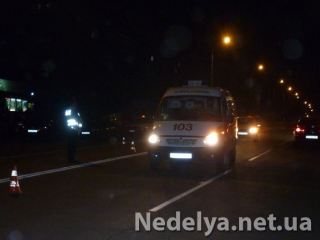 Водитель «Daewoo», засмотревшись на ДТП с милицейским авто, сбил мужчину (фото)