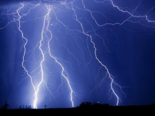 В Луганске прогнозируют сильные грозы