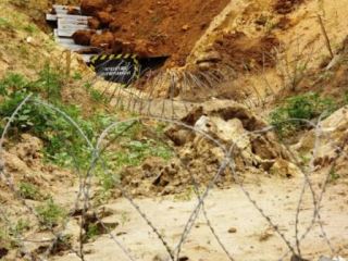 Эксперты взяли пробы воздуха в закрытой выработке в Краснодоне. Насыщенность кислородом - 13%