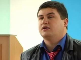 В интернете появилось видео, на котором депутат угрожает Януковичу и Азарову