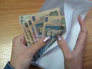 Луганская область вошла в ТОП-5 регионов по уровню зарплаты