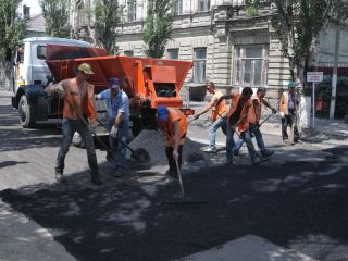 В мэрии Луганска отчитались о ремонте дорог (фото) 