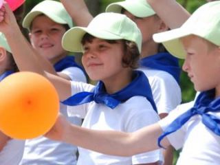 В лагере «Южный» открыли новый сезон (видео)