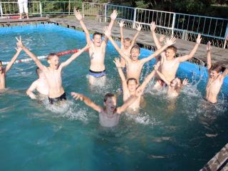 Лагерь «Луганские зори» принял 160 юных гостей