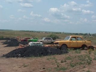 На Луганщине накрыли копанкунору в которой нелегалы добывали уголь фото