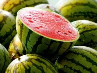 В Луганске изъяли арбузы и дыни из трех точек продажи