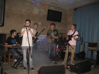 Чиллаут «Донбасс» отметил свое четырехлетие блестящим джазовым концертом (фото, видео)