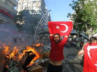 Акции протеста в Турции и Египте не пугают луганских туристов