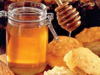 Православные отмечают Медовый Спас