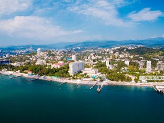 Луганчан нелегально возили в Сочи