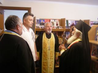 Магазин украинской книги Східна брама переехал в СвятоТроицкий храм