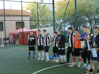 Футбол для любителей: в Луганске финишировал чемпионат «Молодежной Лиги» (фото)