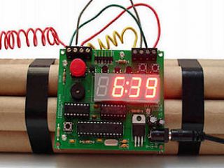 В Луганске искали мину на школьной спортплощадке