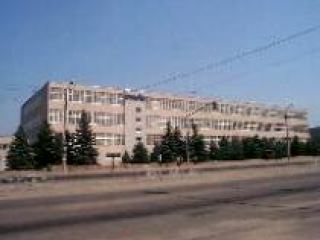 ЧП в Луганске: на швейной фабрике обвалилась крыша. Есть пострадавшие