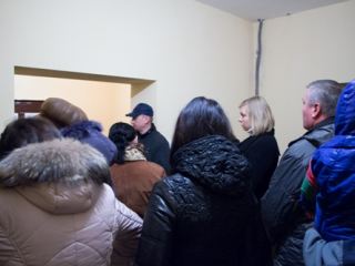 Кто крайний? 5 часов в очереди в  луганский ЖЭК - еще не предел (фото, видео)