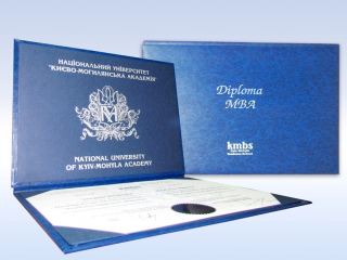 Топменеджеры компании Параллель получили дипломы MBA