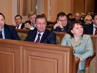 Из Луганска Януковичу отправили телеграмму со словами поддержки