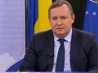 Губернатор Луганской области выступил с официальным обращением видео