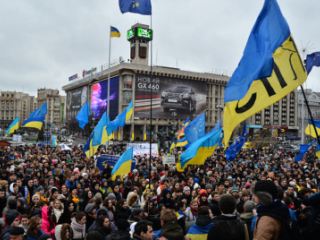 Евромайдан в Twitter глазами российских знаменитостей (фото)