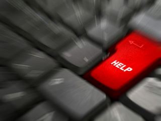 В Луганске собирают деньги для летней онкобольной девушки