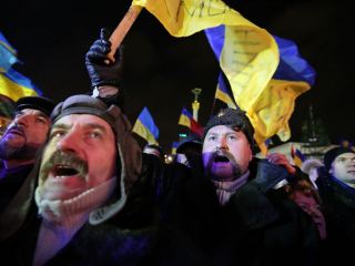«Разгонят их»: луганчане высказались о Евромайдане в Киеве (опрос, видео)