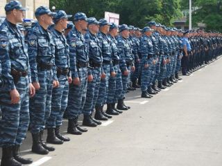 Луганских милиционеров отправили в Киев охранять общественный порядок