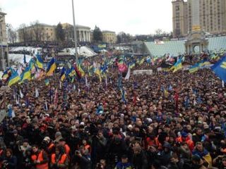 Евромайдан потребовал от Януковича не вступать в Таможенный союз