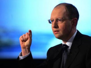 Яценюк пригрозил Януковичу розгой от святого Николая